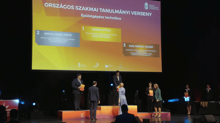 🏆 Kiváló eredmények a Szakma Sztár Fesztiválon! 🥉